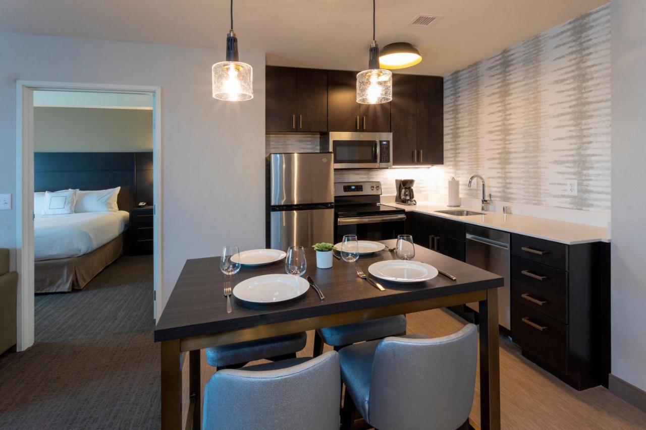 Residence Inn Minneapolis Maple Grove/Arbor Lakes Экстерьер фото