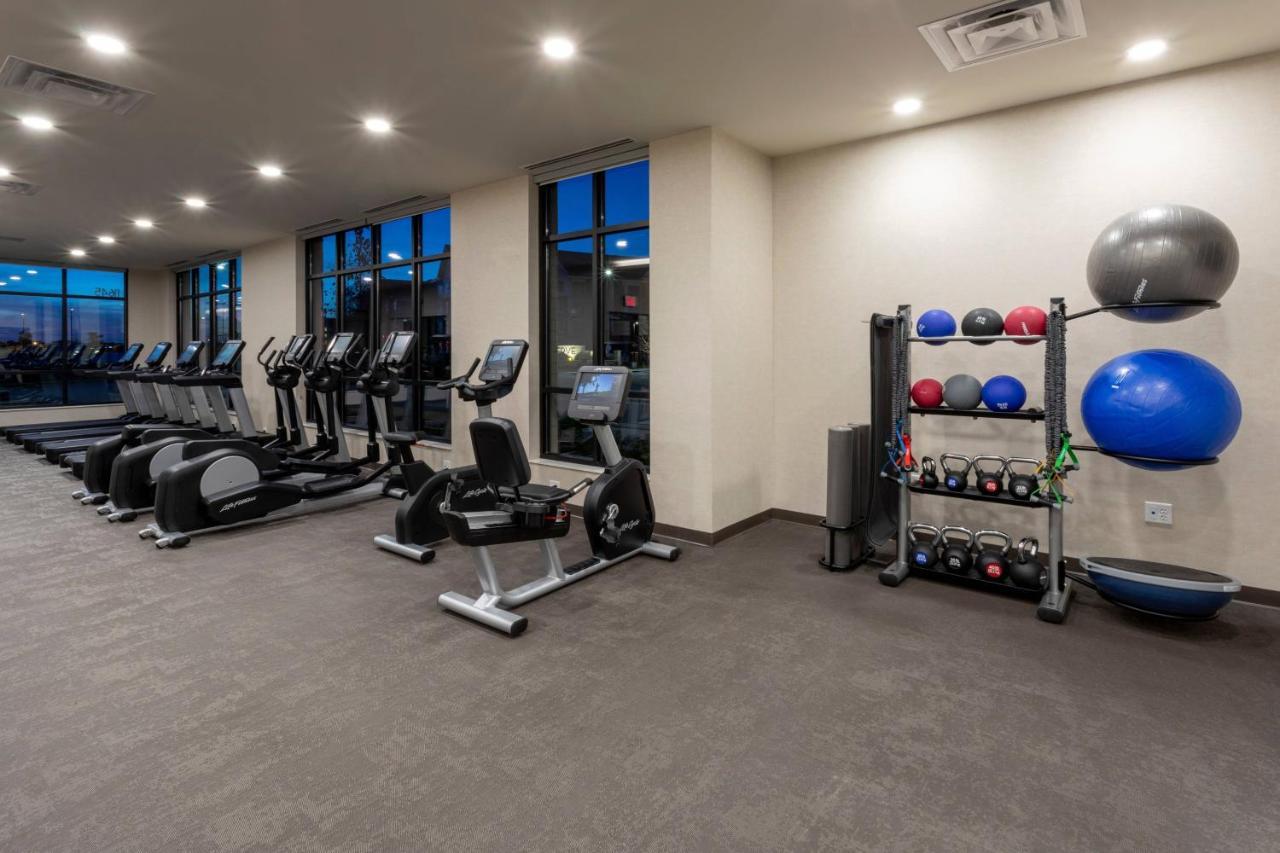 Residence Inn Minneapolis Maple Grove/Arbor Lakes Экстерьер фото