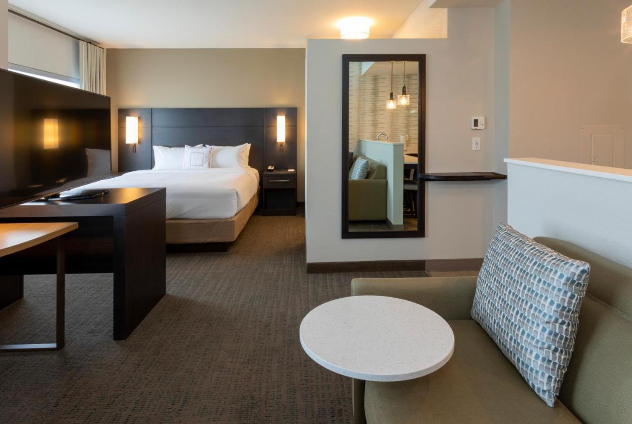 Residence Inn Minneapolis Maple Grove/Arbor Lakes Экстерьер фото